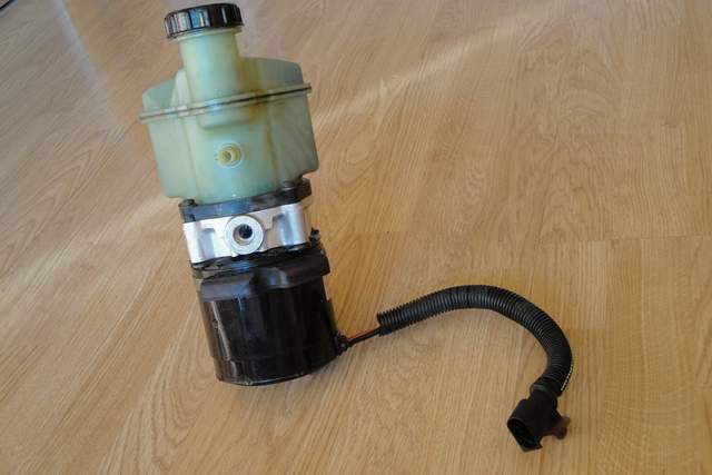 фото №5, Насос усилителя almera n16 восстановленная łódź