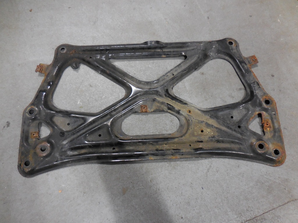 фото №1, Audi a8 4h кронштейн кронштейн 4h0399345m