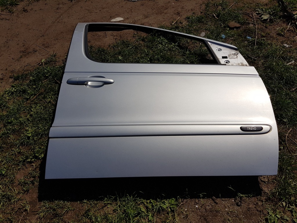 Купити Двері праве перед vaneo w414 nr lak.9744